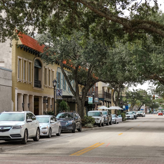 downtown shopping in Bradenton Florida